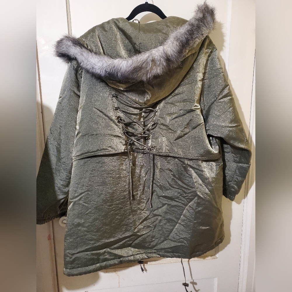 Coat - Picture 3 of 3